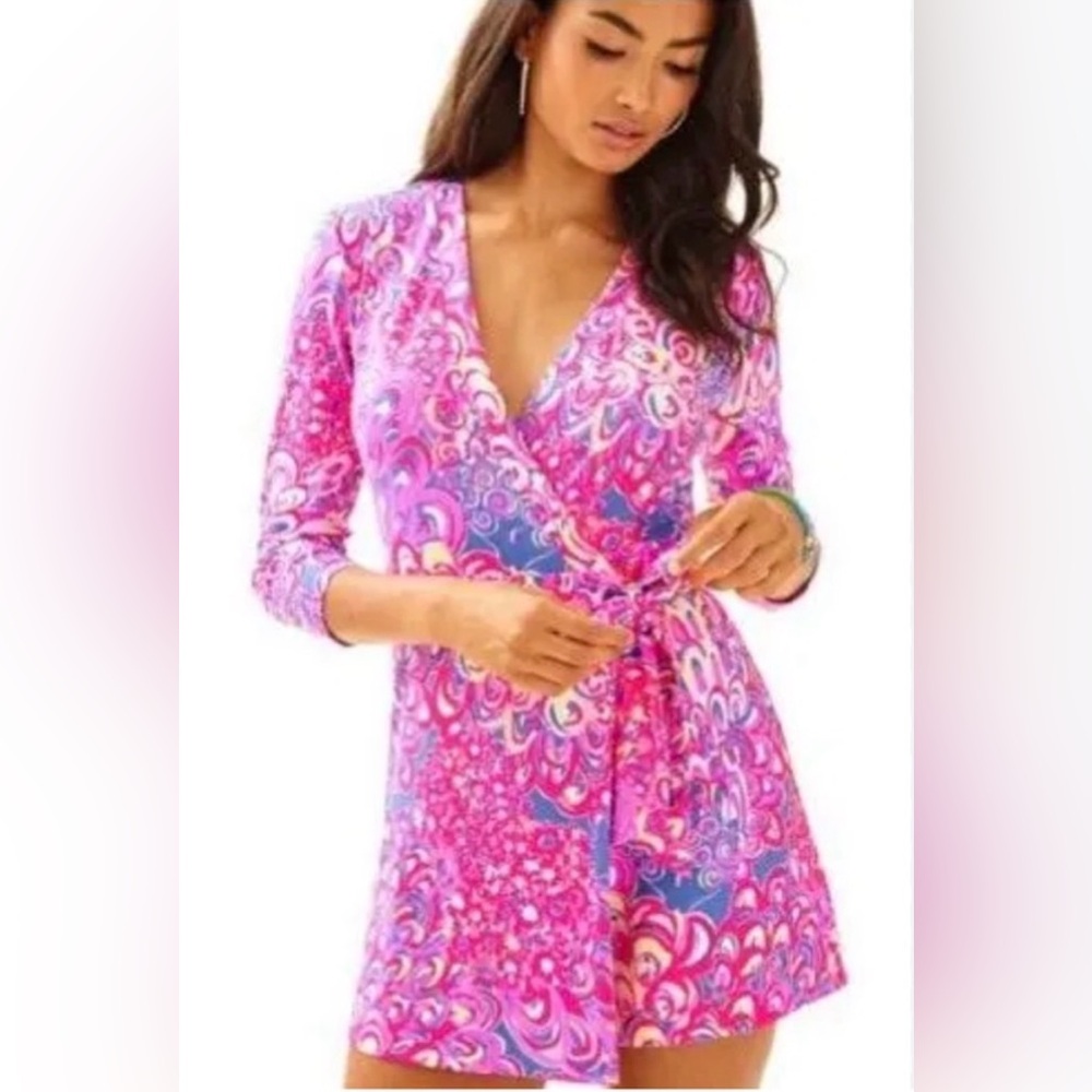 Lilly Pulitzer Karlie Wrap Shorts Romper Pink and Purple Abstract Design Size XS
